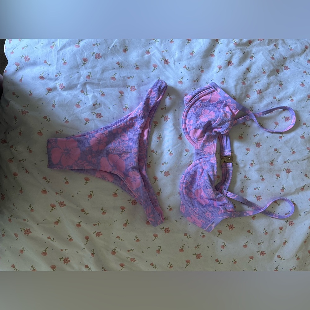 Kulani Kinis Floral Cheeky Bikini Set